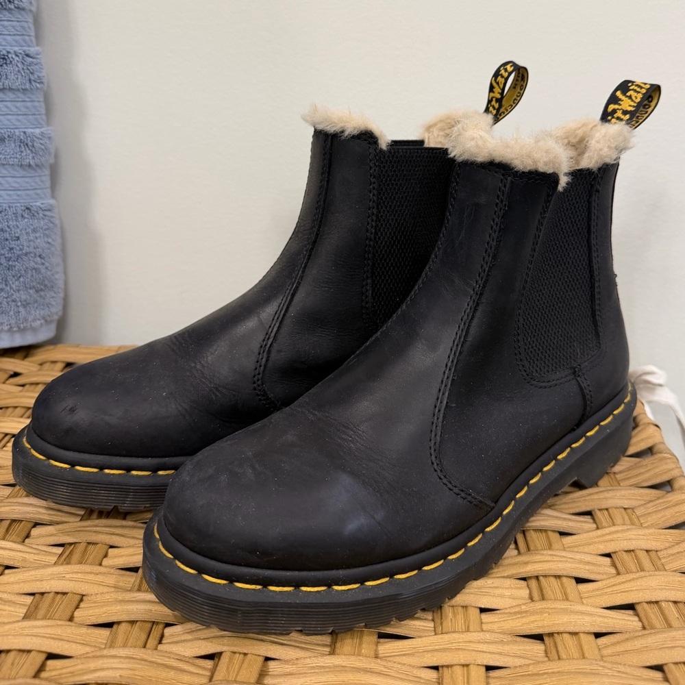 Dr. Martens 2976 Women's Faux Fur Lined Chelsea Boots